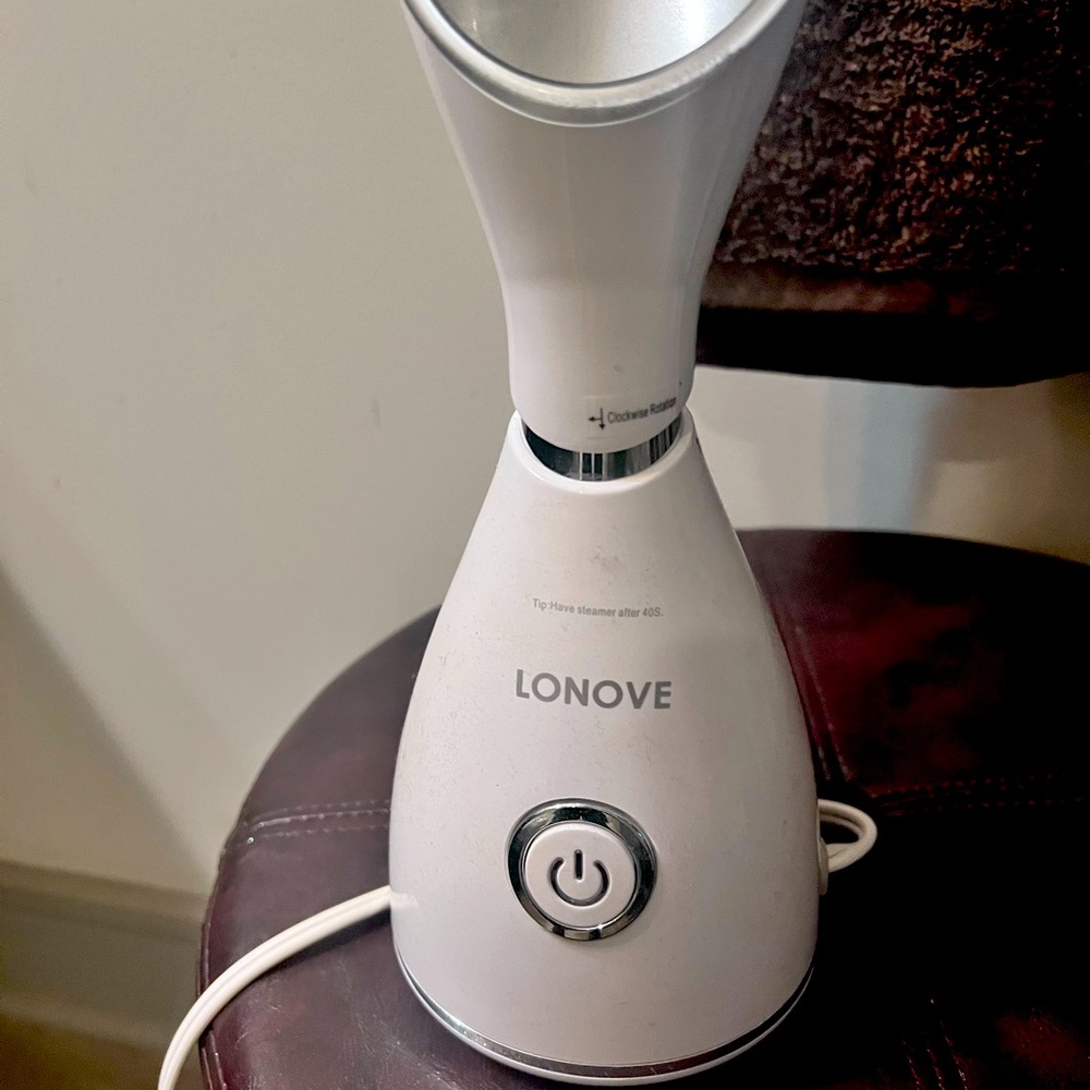 Face steamer. Use three times. Great/excellent condition.